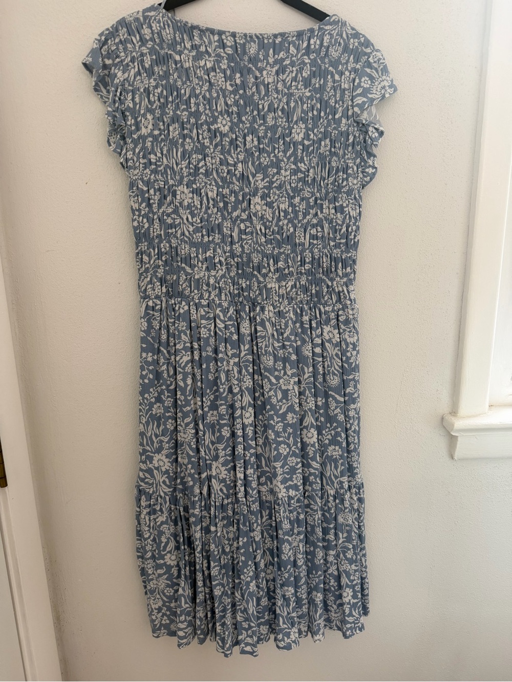 Lucky Brand Blue Floral Smocked V-Neck Dress - Picture 2 of 5